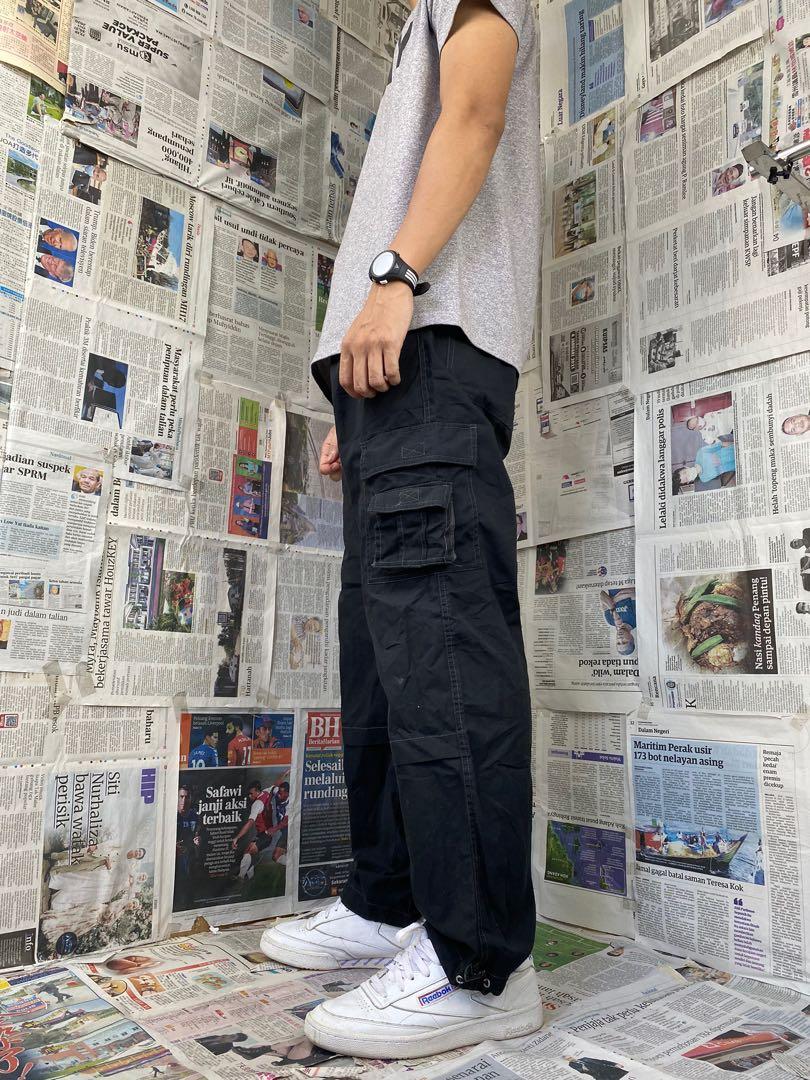 Vintage cargo pants Men s Fashion Bottoms Trousers on Carousell