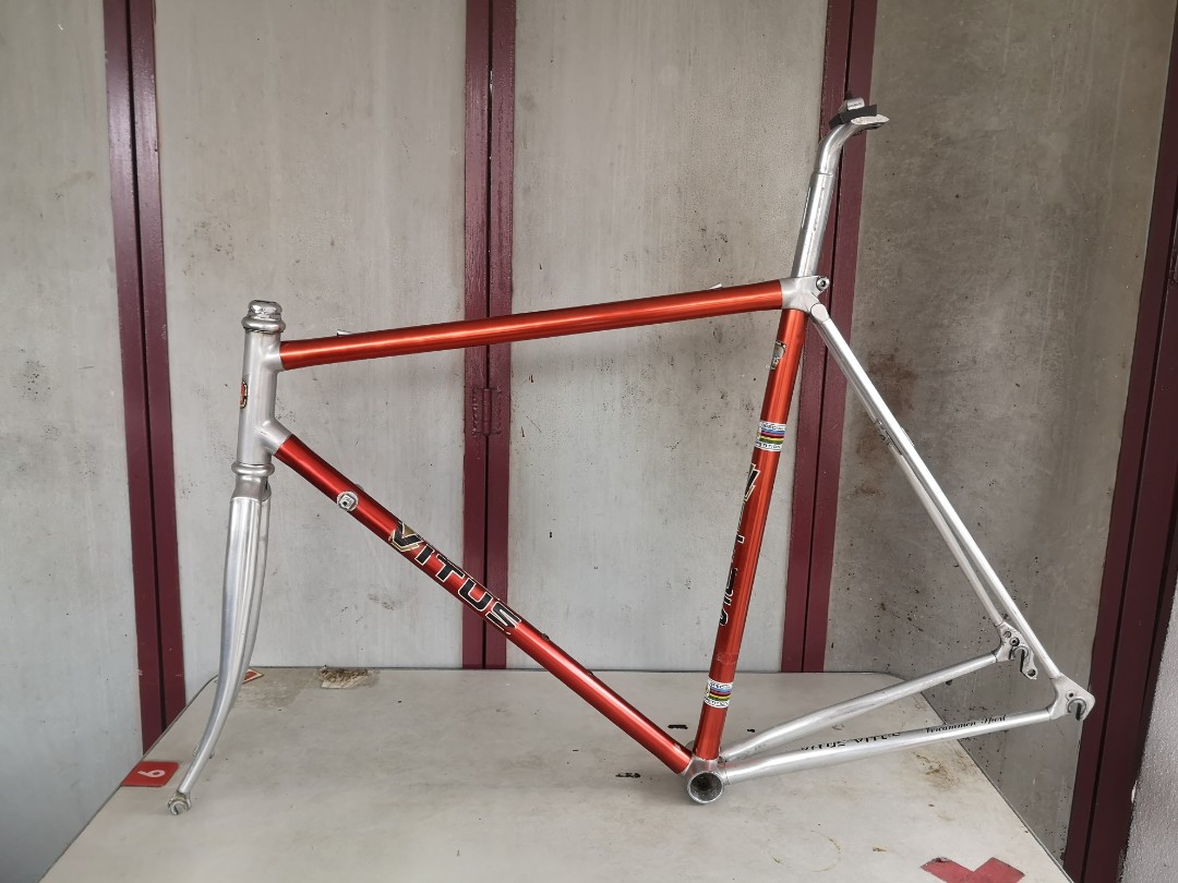 Vitus steel shop frame