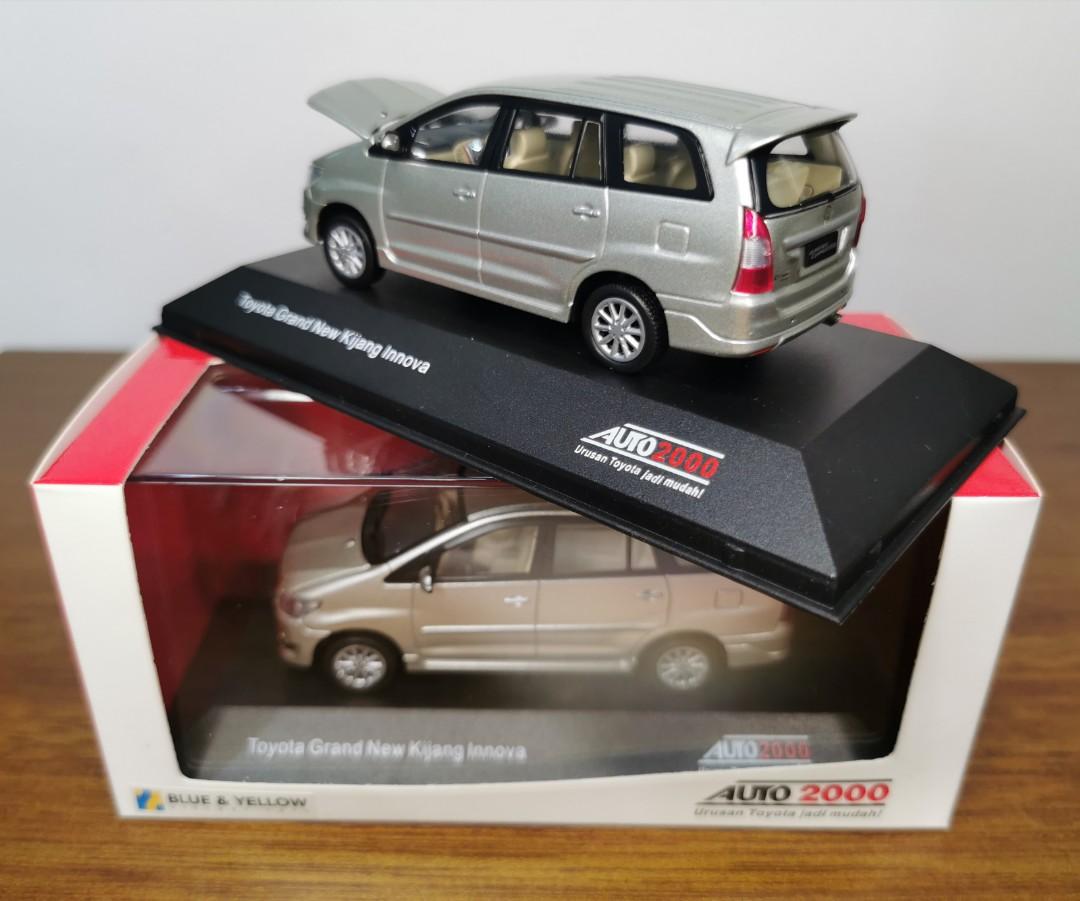 Innova diecast model on sale