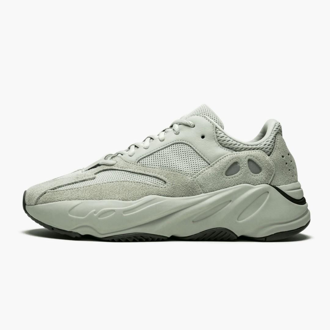 Adidas Yeezy Boost 700 V1 V2