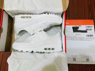 （分類：）位於 。 由 chuct 提交（商品編號 1109376841，圖片 1）。簡介： 。