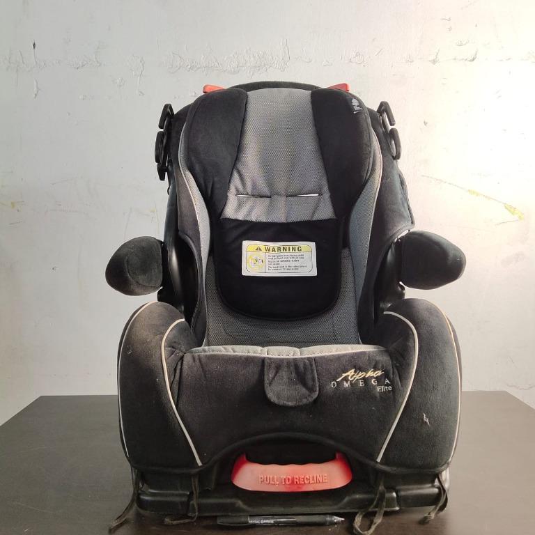 Alpha omega top baby car seat