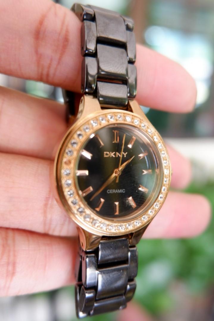 Dkny black online watch
