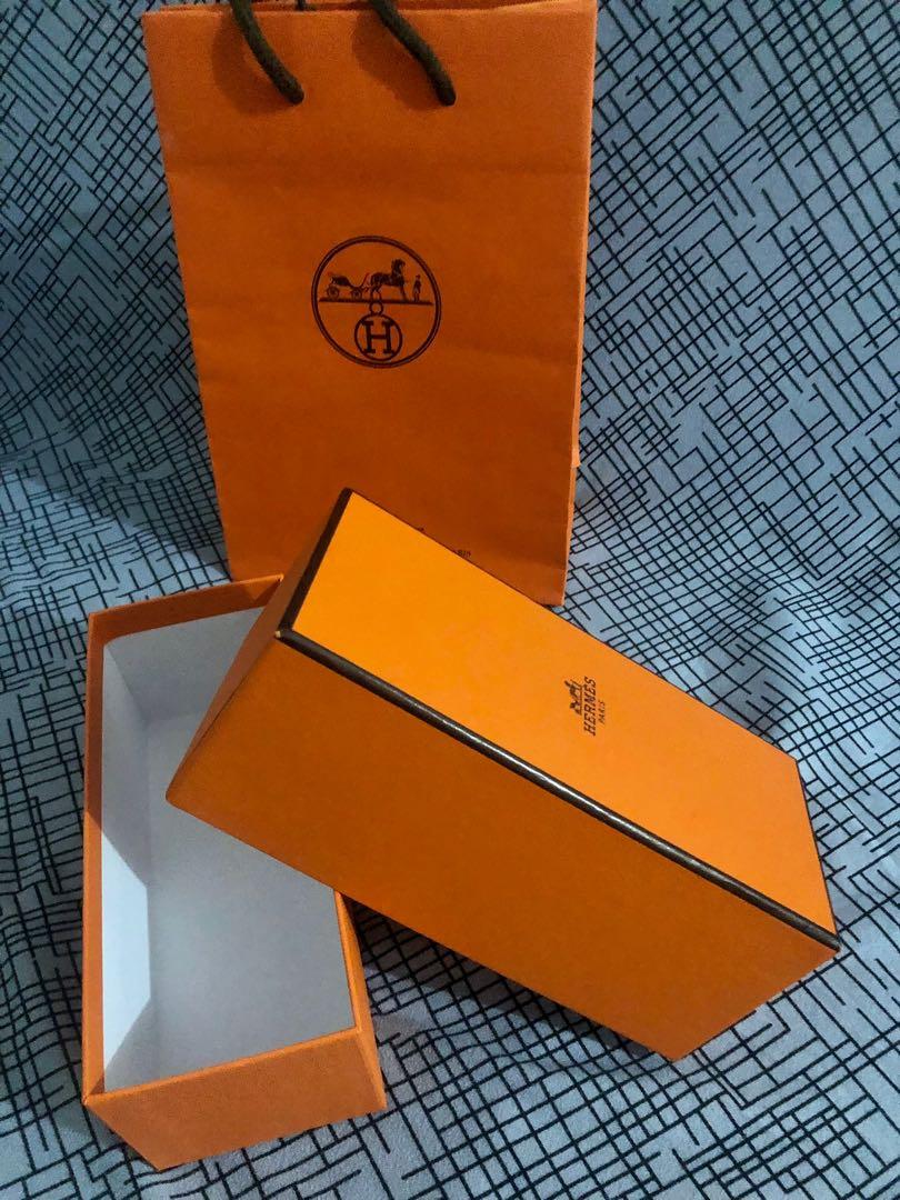 Authentic Hermes Sunnies box and paperbag (Category: Luxury Accessories) located in Imus. Submitted by vanity_cravings (Listing ID 1109450576, Image 2). Description: Authentic Hermes Sunnies Box and paper bag Size as follows: 1) Paper bag L- 6” / 15cm W- 2 2/3” / 7cm H- 8 1/2” / 21 1/2 cm 2) Box L- 6 1/2” / 16 1/2cm W- 2 2/3” / 7cm H- 2 2/3” / 7cm.