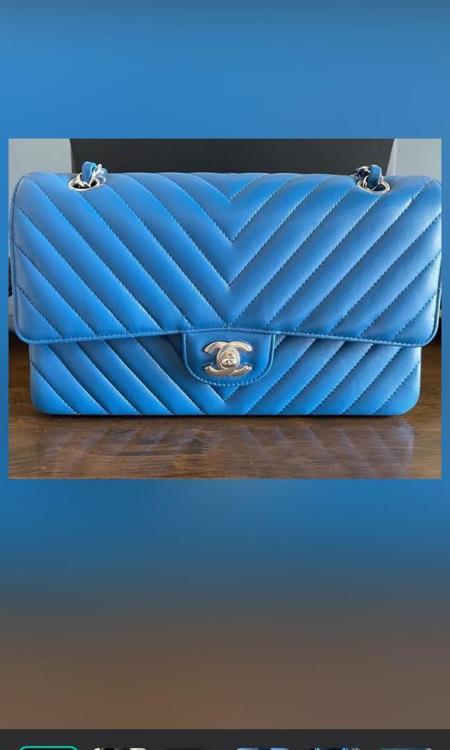 Chanel Medium Classic Double Flap Bag, Women's Fashion, Bags & Wallets