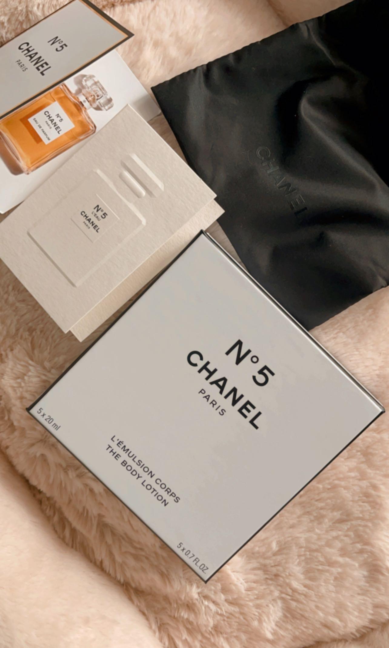 Chanel No 5 Limited Edition The Body Lotion - Chanel no 5 label
