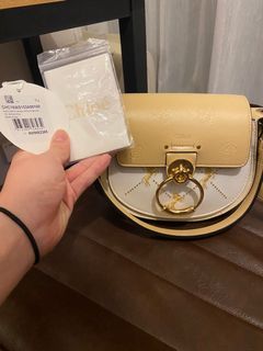 （分類：）位於 。 由 sally7093 提交（商品編號 1109531043，圖片 1）。簡介： 。