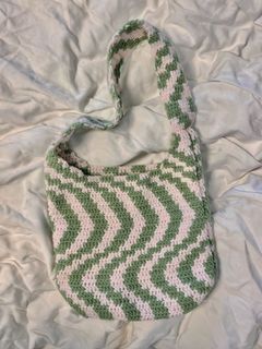 (Category: ) located in . Submitted by sallyrooney (Listing ID 1109398525, Image 1). Description: .