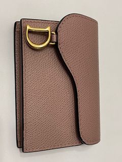 （分類：）位於 。 由 bambi_addict 提交（商品編號 1109538537，圖片 1）。簡介： 。