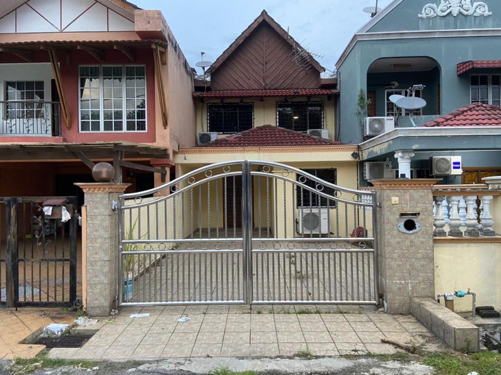 Double Storey Terrace House Seksyen 19 Shah Alam Property For Sale On Carousell