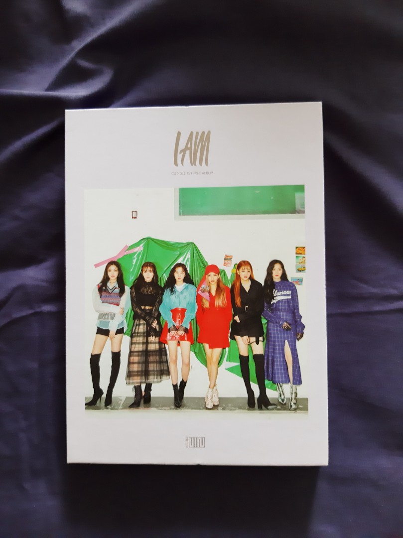 Gidle Debut Album I Am Hobbies Toys Music Media CDs DVDs On 