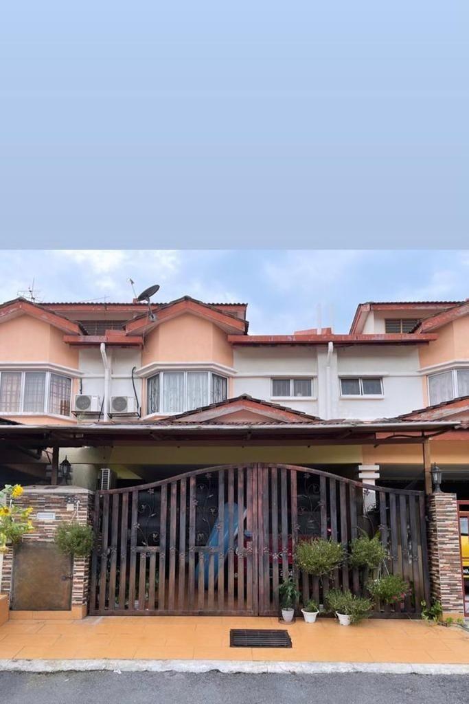 Gorgeous Double Storey At Seksyen 8 Fasa 2 Bandar Baru Bangi Bangi Selangor Property For Sale On Carousell
