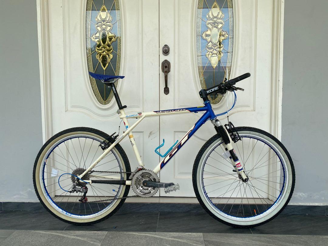 GT outpost trail xtr