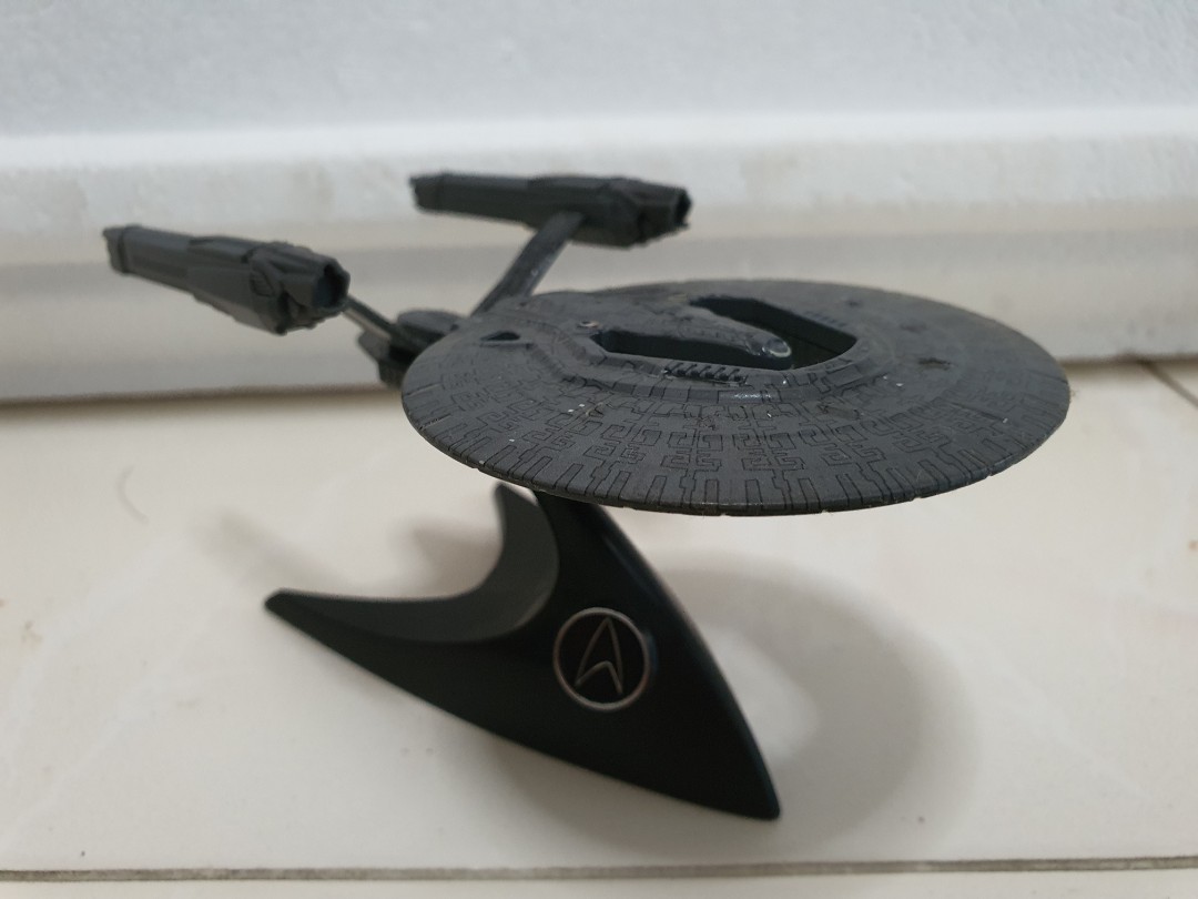 Hot Wheels USS Vengeance from Star Trek Into Darkness Rare Length