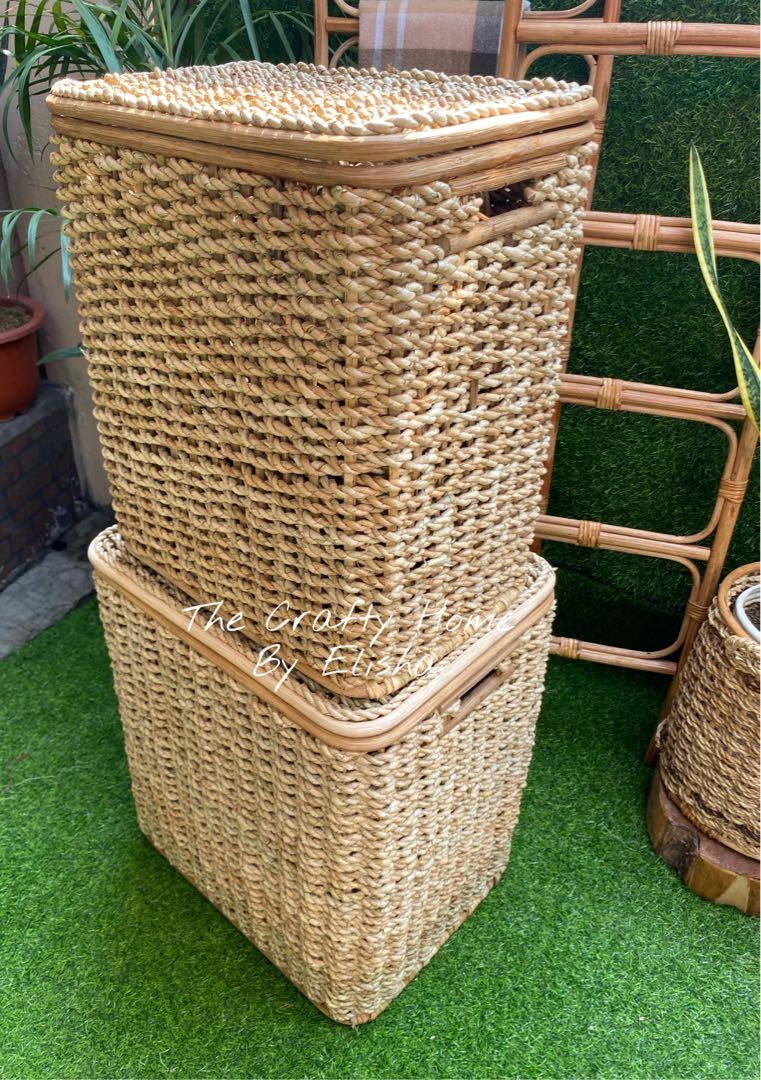 LAUNDRY BASKETS/BURI HAMPER/RATTAN HAMPER/RATTAN BASKETS (Category: Laundry Baskets) located in Marikina City. Submitted by thecraftyhomebyelisha (Listing ID 1109453507, Image 3). Description: BURI HAMPER Without Cloth LxWxH M: 700 (16x12x18) L: 900 (18x14x20) 1300/set With Cloth LxWxH M: 900 (16x12x18) L: 1100 (18x14x20) 1800/set https://www.facebook.com/TheCraftyHomeByElisha/.