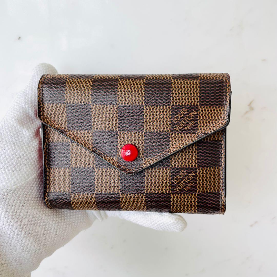 Authentic Louis Vuitton Sarah Wallet Damier Azur, Luxury, Bags & Wallets on  Carousell