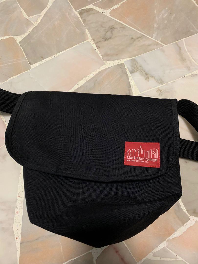 Manhattan portage fanny pack top