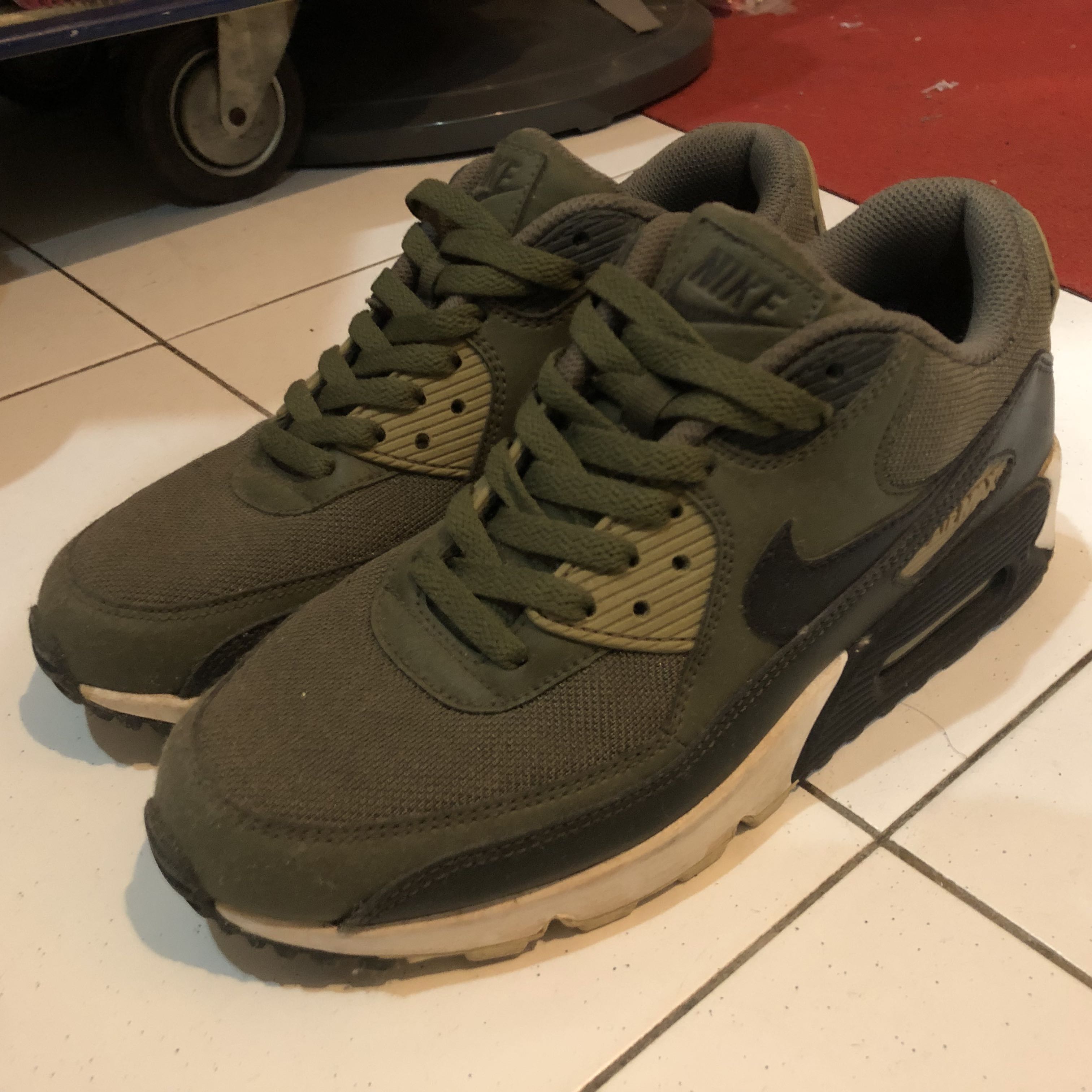Nike Airmax 90 Army Green, Men's Fashion, Footwear, Sneakers on Carousell