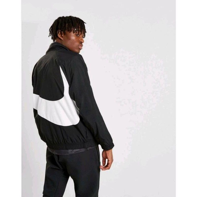 Nike big clearance swoosh track jacket