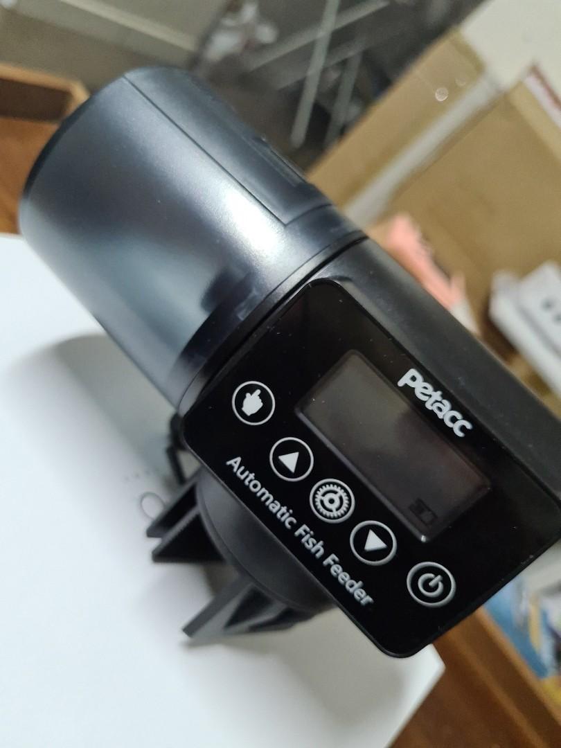 Petacc Automatic Fish Feeder, Pet Supplies, Homes & Other Pet Accessories on Carousell