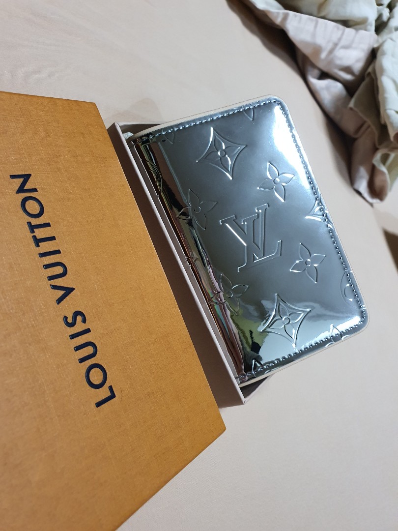 Louis Vuitton Monogram Mirror Slender Pocket Organizer Details
