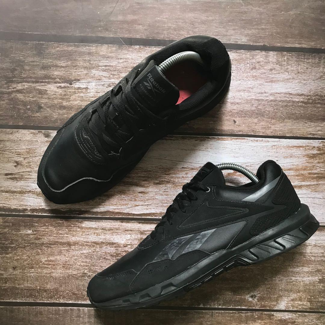 Reebok triple new arrivals black