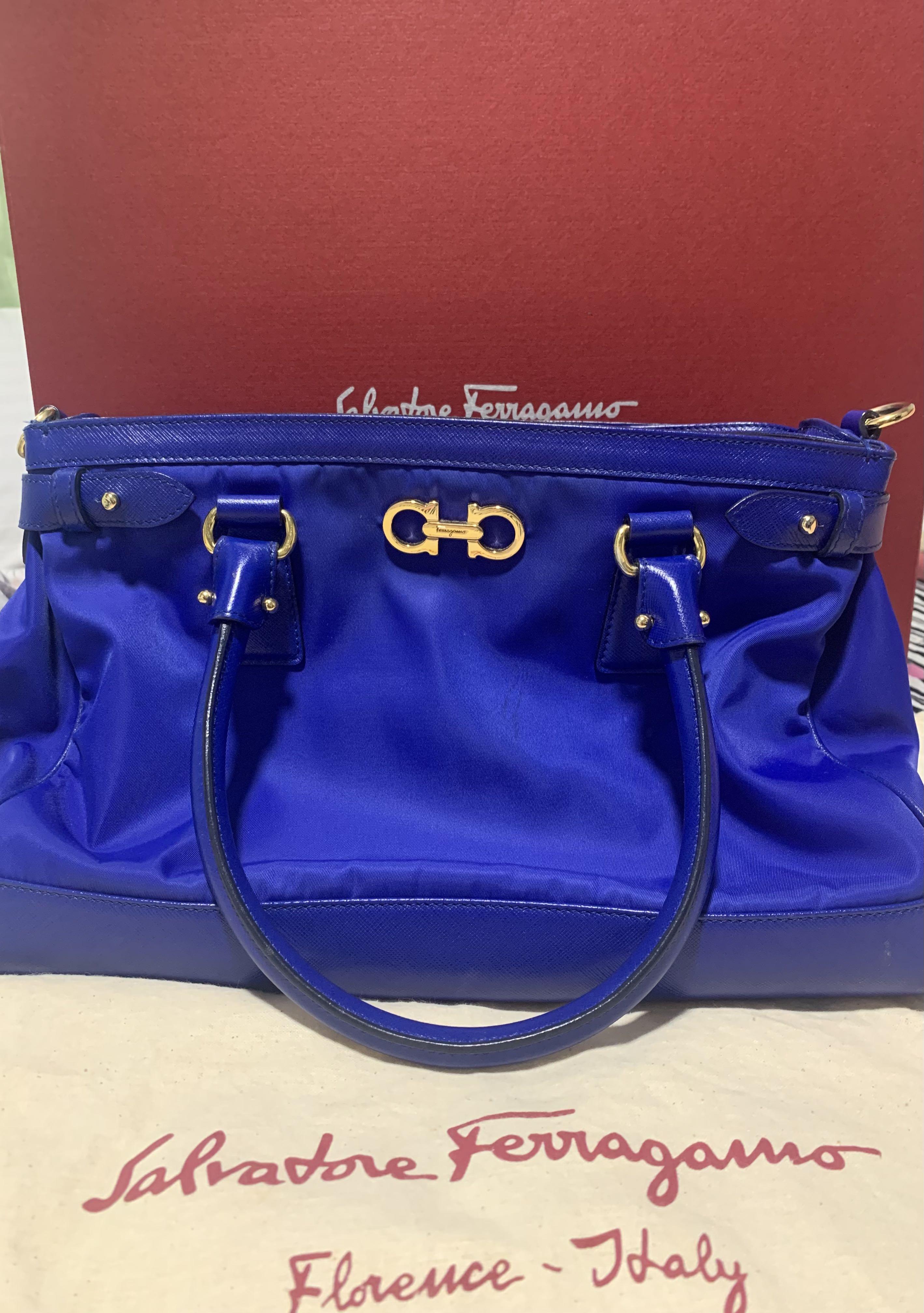 Salvatore Ferragamo (Category: Luxury Bags & Wallets) located in Bulacan. Submitted by shoptodmax (Listing ID 1109425151, Image 1). Description: .