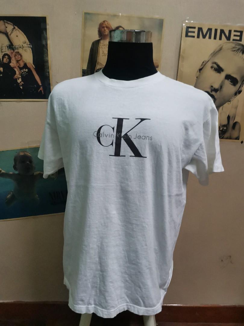 Vintage Calvin Klein tshirt, Men's Fashion, Tops & Sets, Tshirts & Polo  Shirts on Carousell