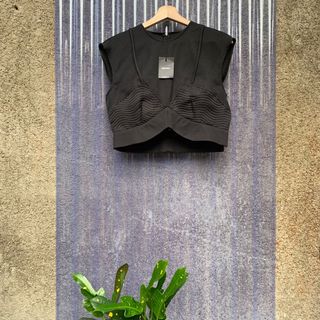 (Kategori: ) berada di . Dikirim oleh secondstuffjkt_ (ID iklan 1109442838, Gambar 1). Deskripsi: .