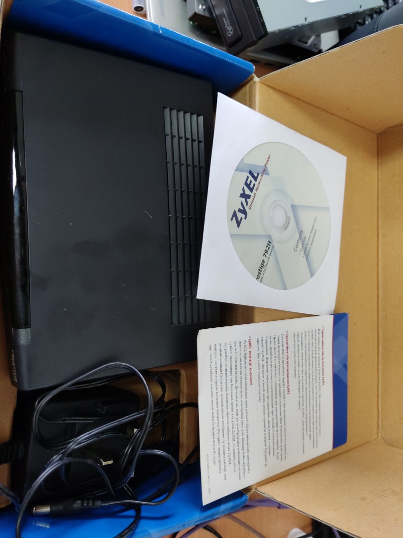 ZyXEL PRESTIGE 700 SERIES SWITCH, Computers & Tech, Parts & Accessories ...