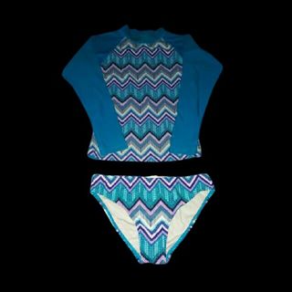 (Category: ) located in . Submitted by oncelovedshop (Listing ID 1109648972, Image 1). Description: .