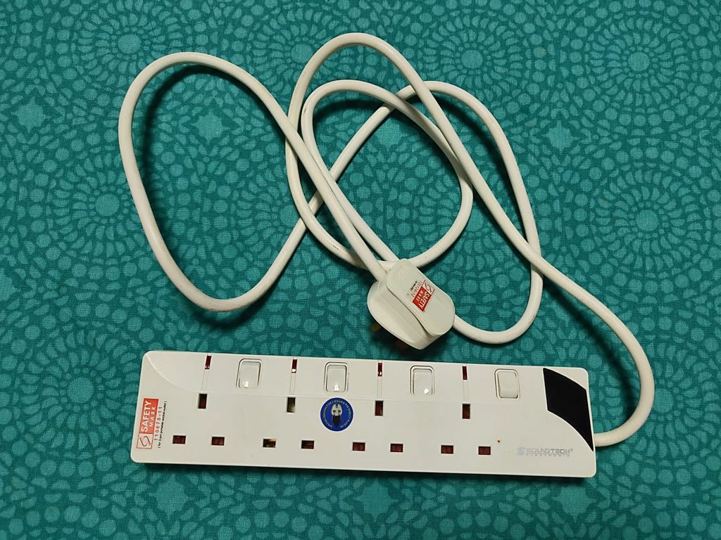 4 plug electrical extension board, TV & Home Appliances, Electrical