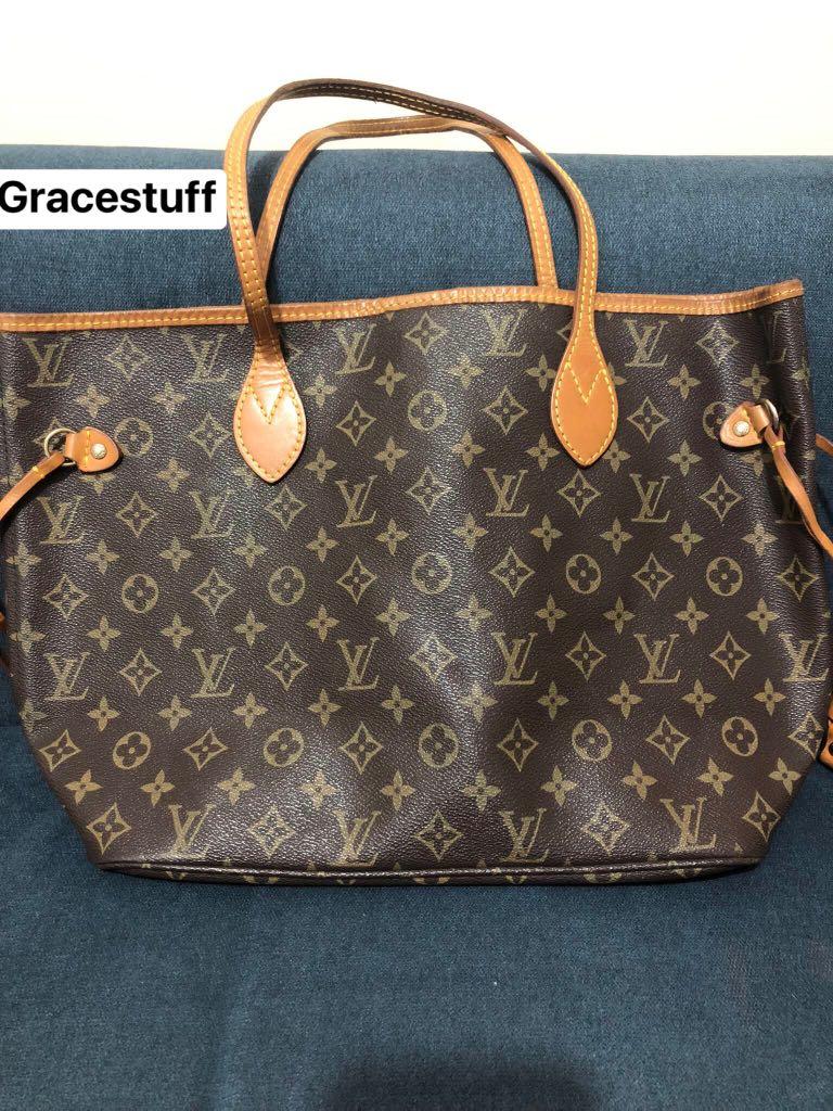 💯 authentic LV neverfull MM size with Authenticated Copy!! (Category: Luxury Bags & Wallets) located in Quezon City. Submitted by imgrace14 (Listing ID 1109638609, Image 1). Description: I also have in MM size Neverfull also my personal use, it’s well used! selling super low! This has no major flaws just needs to be clean inside no cracks . All corners has no rub. Please check photos. This is my 10 yr old LV bag so please manage your expectation