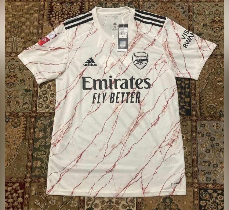 Arsenal Away Kit 2020 21 with nameset SAKA 7 and Community Shield Patch