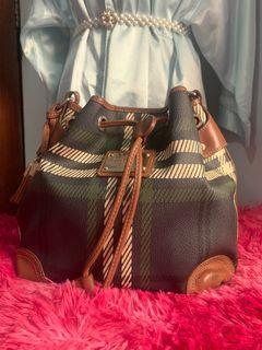 Beanpole bucket