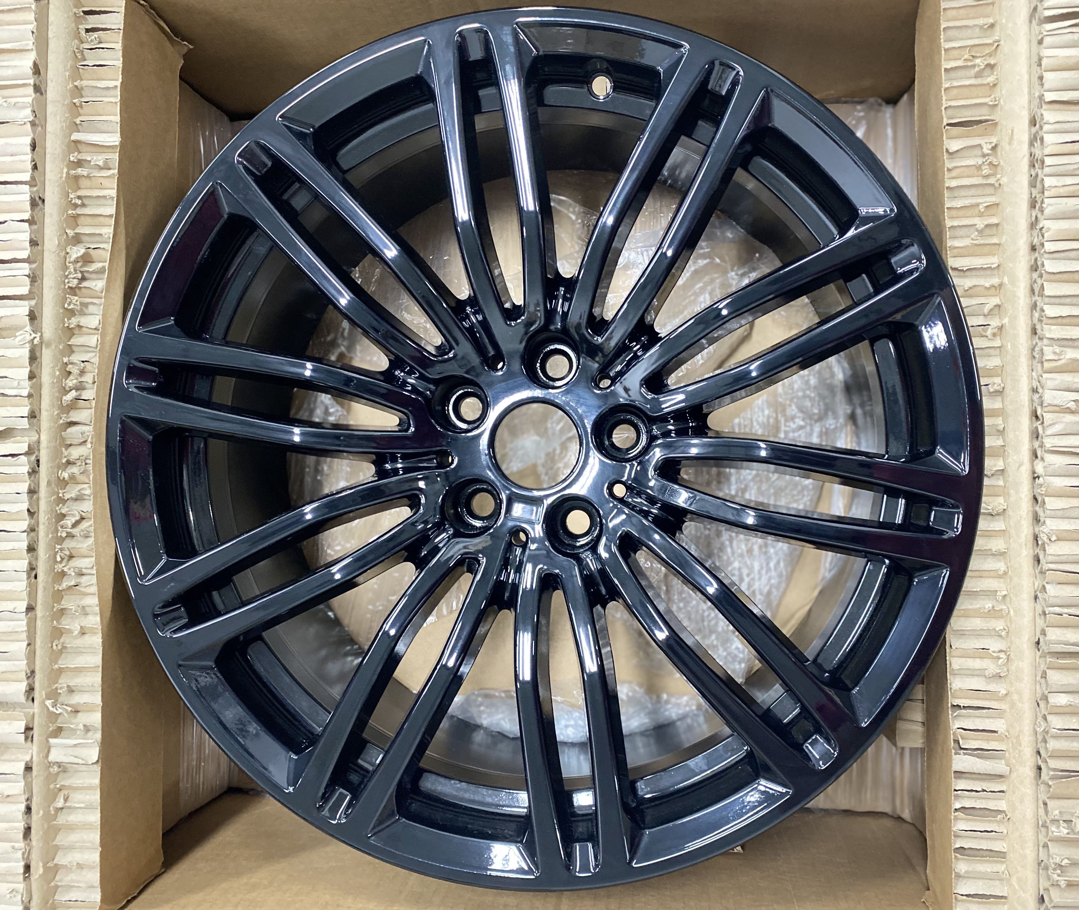 Bmw Original - Light Alloy Wheel Double Spoke 664M - 19", Car ...