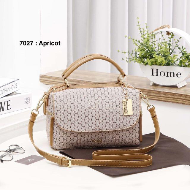 Handbag BONIA original, Luxury, Bags & Wallets on Carousell