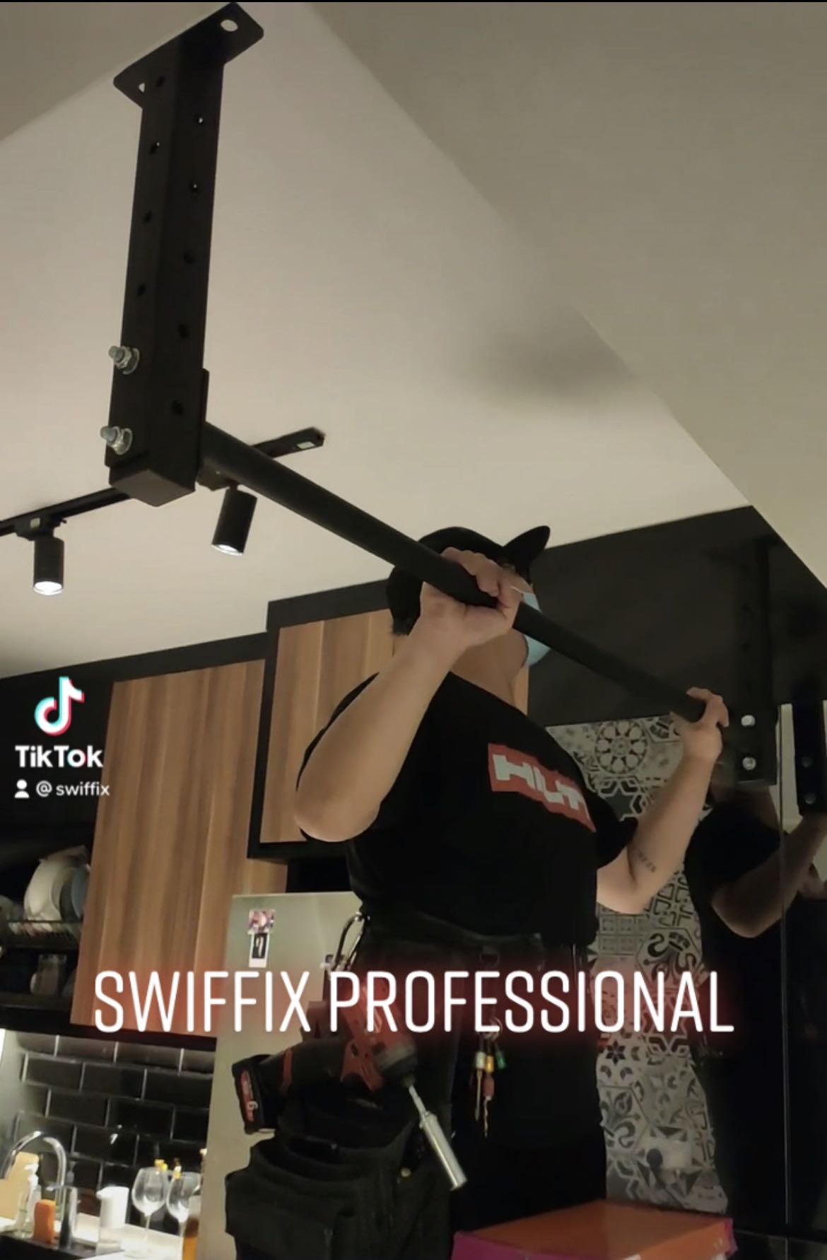 pull up bar Ceiling mounted chin up bar free installation , Sports ...