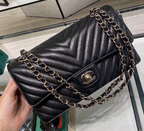 Chanel classic deals chevron caviar