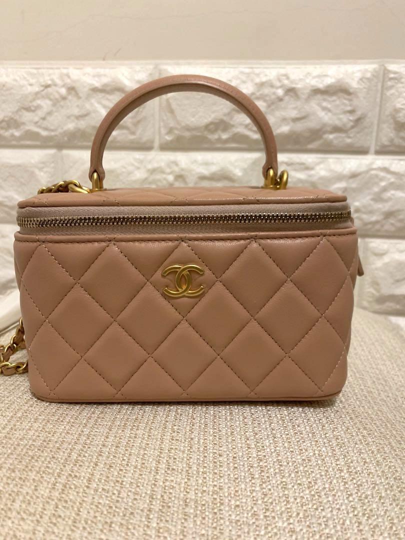 Chanel beige discount vanity case