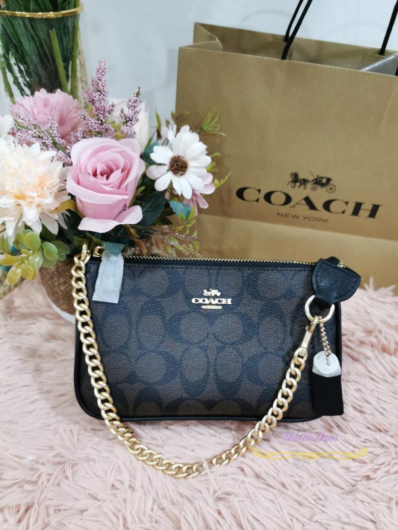Coach large wristlet in signature canvas cheap