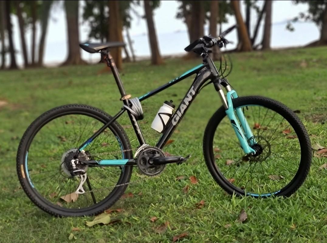 Giant bicycle top atx 700