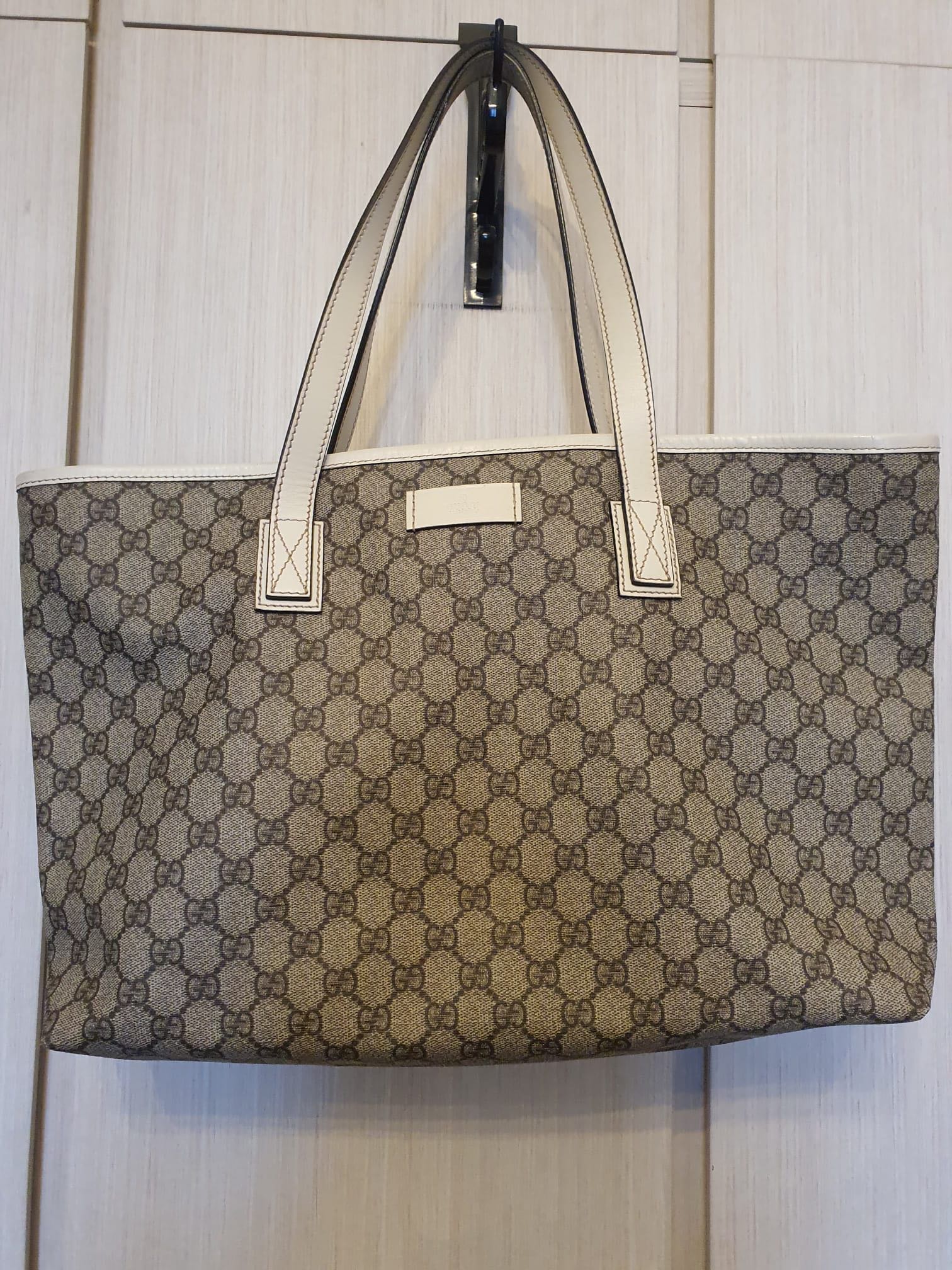 Gucci GG Supreme Joy Tote Bag (SHG-34129) – LuxeDH