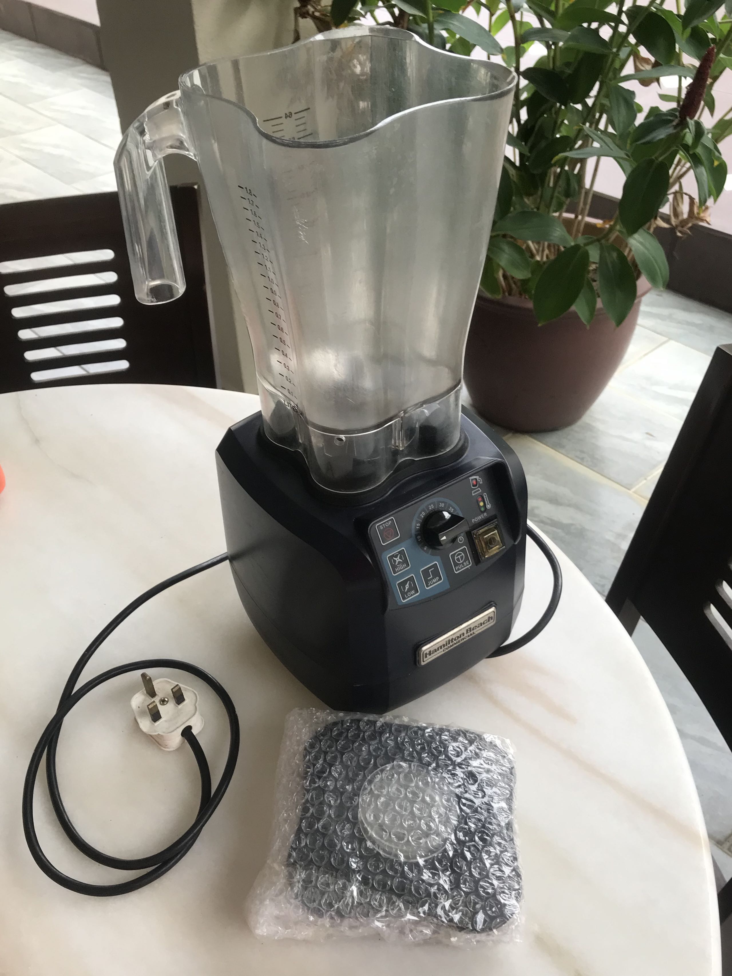 Commercial blender model HBH650 Hamilton Beach Brands, TV & Home