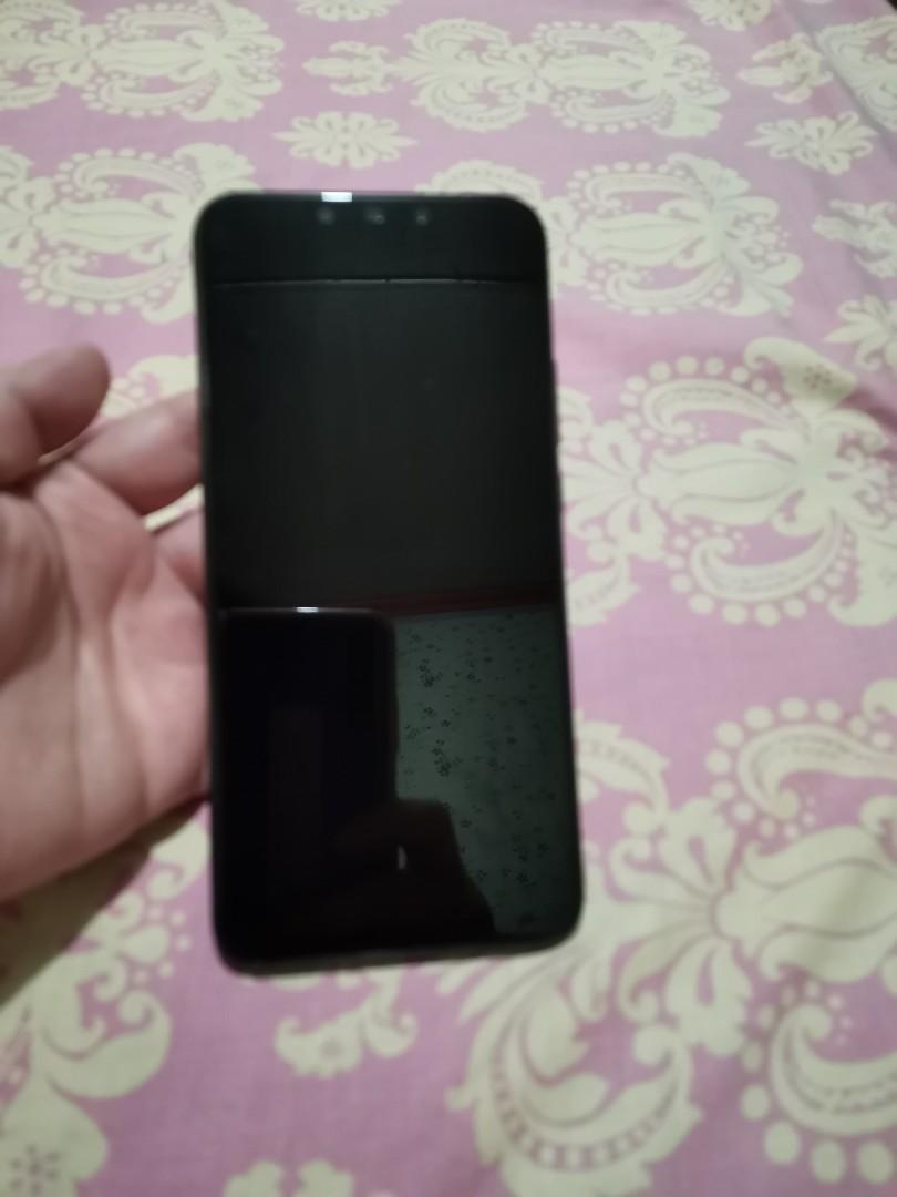 Huawei Nova 3i (Category: Huawei) located in Quezon City. Submitted by girlanne02 (Listing ID 1109637802, Image 1). Description: Selling prelove Nova 3 128gb Smart locked Yng box hanapin ko pa if needed talaga Well used Spare fon only Not using anymore.