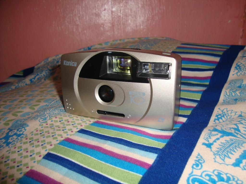 KONICA BM-S 10 Super BIG mini APS Film Camera (Category: Cameras) located in Manila. Submitted by parokya_ni_edgar (Listing ID 1109668402, Image 2). Description: Appearance: Excellent. Looks New and Have no scratch, size format 26 mm, Condition: In Good Condition, No Issues Lens: Very Clean and No Scratch Japan Made Have Strap Include in the package: - 1 New Battery: CR2 lithium - Case.