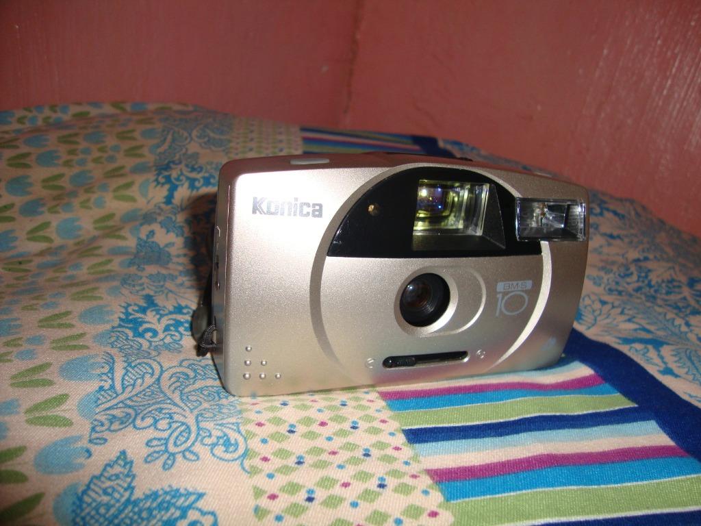 KONICA BM-S 10 Super BIG mini APS Film Camera (Category: Cameras) located in Manila. Submitted by parokya_ni_edgar (Listing ID 1109668402, Image 3). Description: Appearance: Excellent. Looks New and Have no scratch, size format 26 mm, Condition: In Good Condition, No Issues Lens: Very Clean and No Scratch Japan Made Have Strap Include in the package: - 1 New Battery: CR2 lithium - Case.