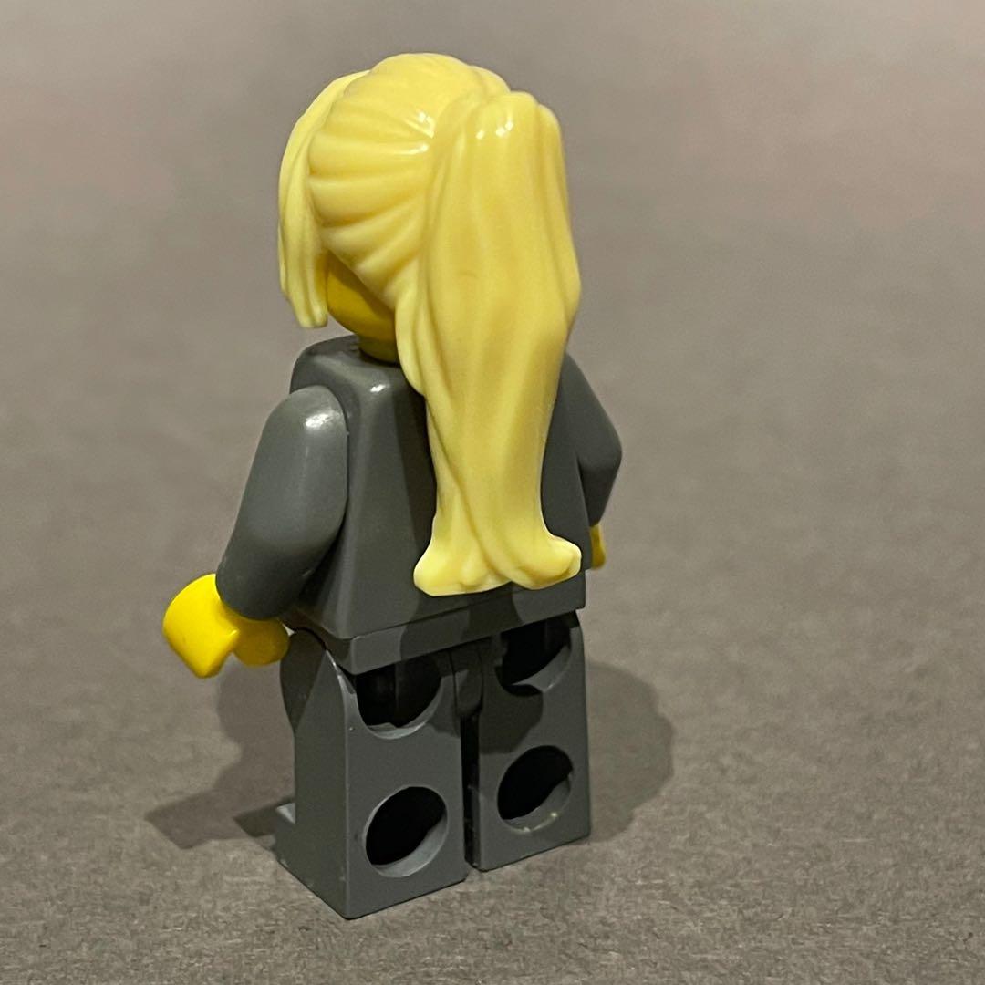 LEGO City Blonde Lady Minifigure Hobbies Toys Toys Games on