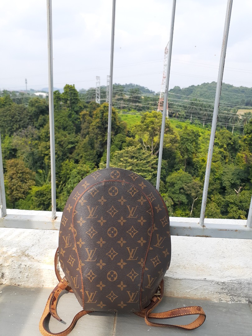 Authentic vintage Louis Vuitton Ellipse backpack