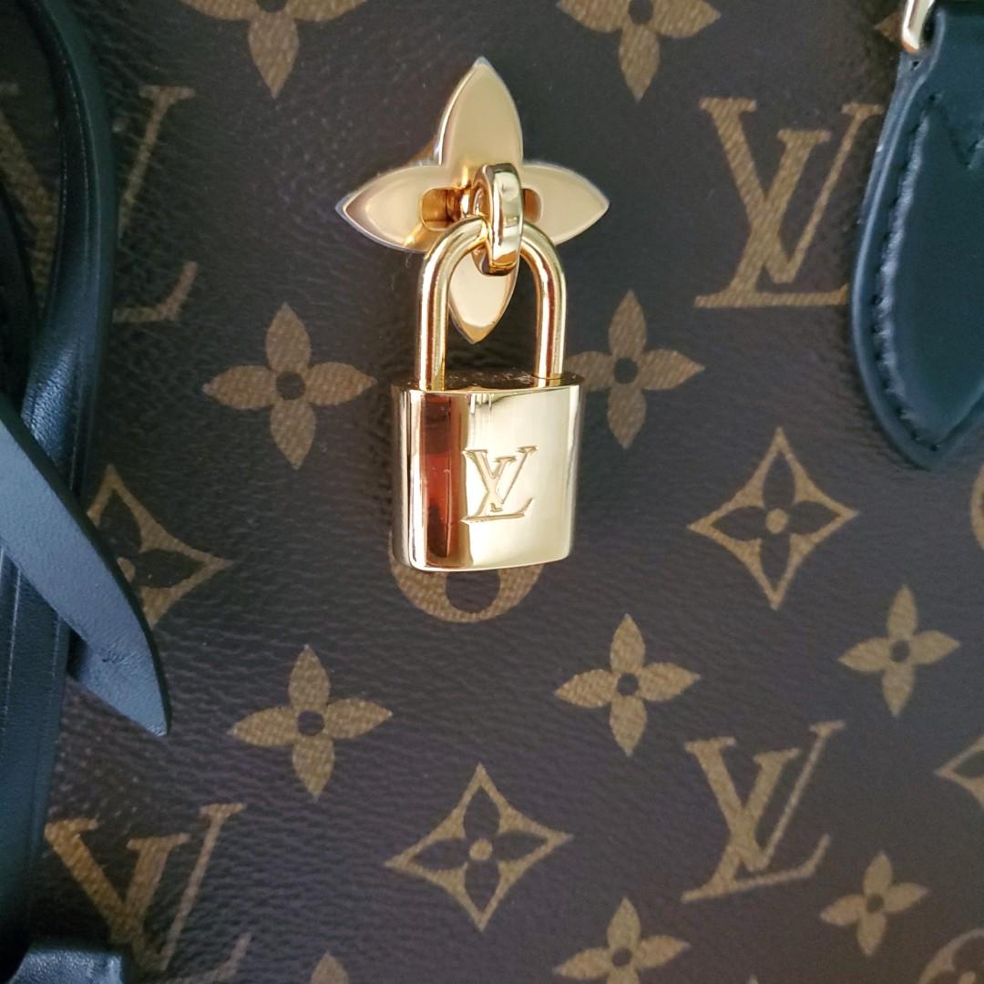 LV Louis Vuitton Old Flower Mahjong Tote, Luxury, Bags & Wallets on  Carousell